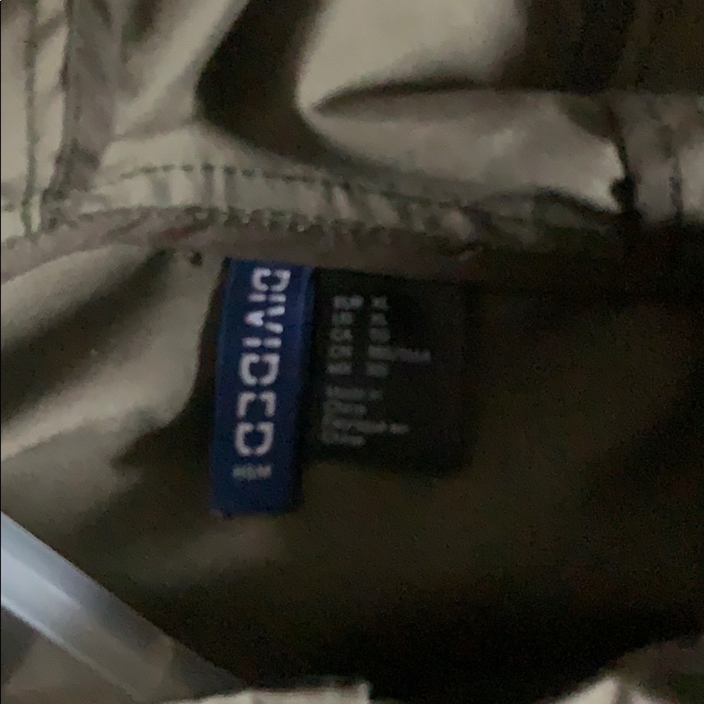 Pullover - Picture 2 of 2